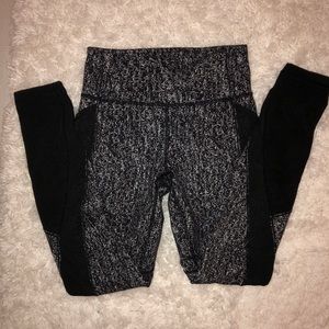 STILL AVAILABLE: Fit Physique lululemon tights